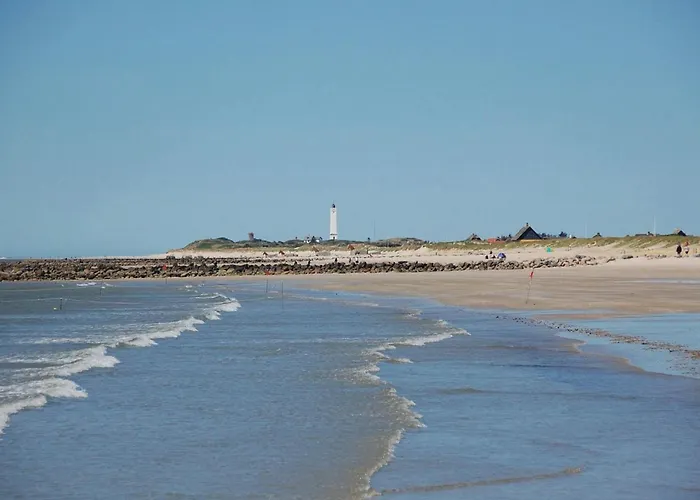 Дом отдыха Four-bedroom In *